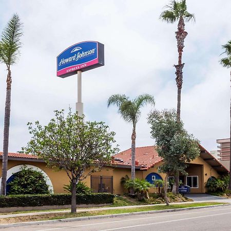 Howard Johnson By Wyndham National City/San Diego South Екстер'єр фото