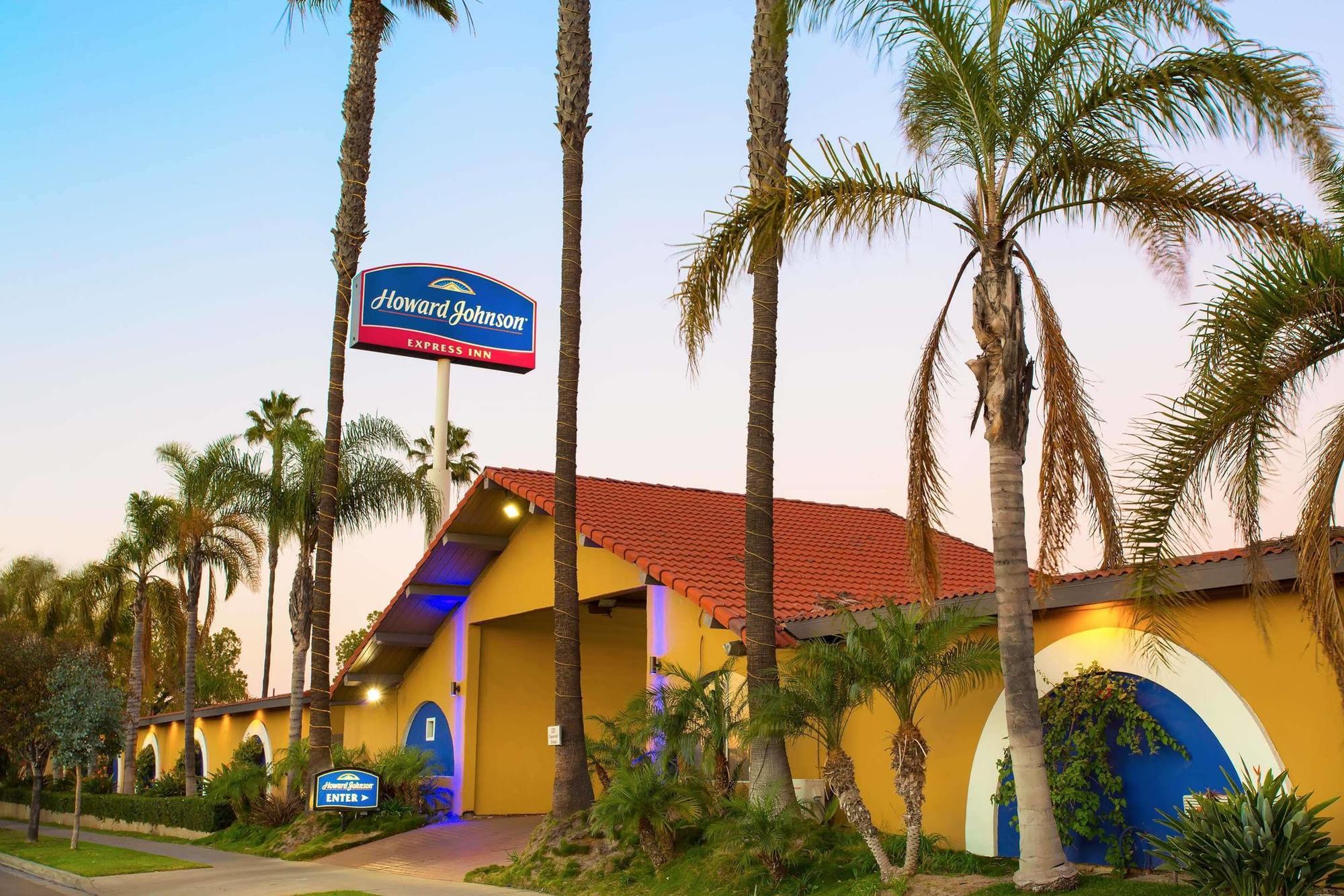 Howard Johnson By Wyndham National City/San Diego South Екстер'єр фото